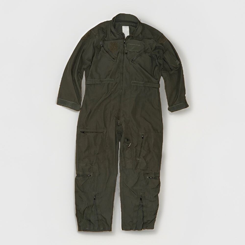 US Military CWU-27/P Flight Suit Coveralls 46S Sage Green USAF Flyers